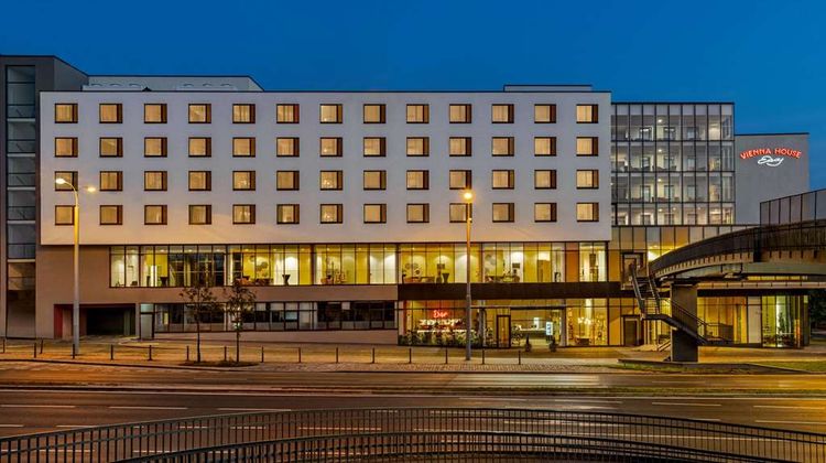 Vienna House Easy by Wyndham Pilsen Exterior