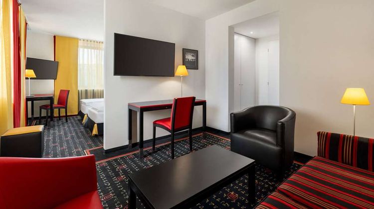 Vienna House Easy by Wyndham Pilsen Suite