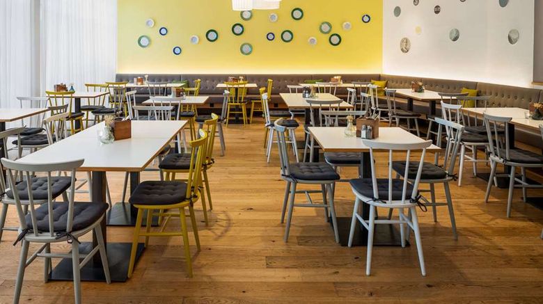 <b>Vienna House Easy by Wyndham Landsberg Restaurant</b>. Images powered by <a href="https://iceportal.shijigroup.com/" title="IcePortal" target="_blank">IcePortal</a>.