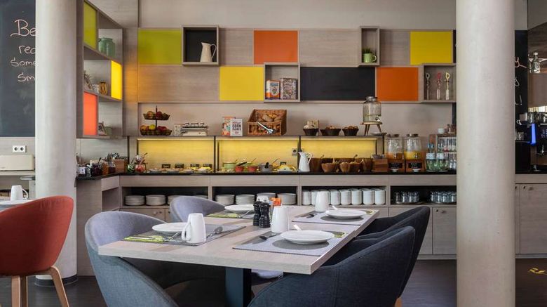 <b>Vienna House Easy by Wyndham Osnabrueck Restaurant</b>. Images powered by <a href="https://iceportal.shijigroup.com/" title="IcePortal" target="_blank">IcePortal</a>.