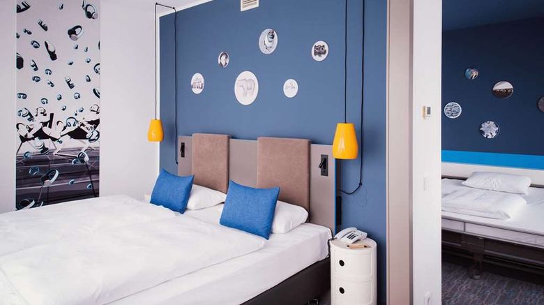 <b>Vienna House Easy by Wyndham Berlin Room</b>. Images powered by <a href="https://iceportal.shijigroup.com/" title="IcePortal" target="_blank">IcePortal</a>.