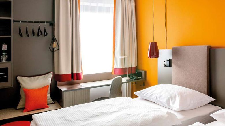 <b>Vienna House Easy by Wyndham Cracow Room</b>. Images powered by <a href="https://iceportal.shijigroup.com/" title="IcePortal" target="_blank">IcePortal</a>.