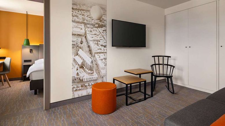 <b>Vienna House Easy by Wyndham Cracow Suite</b>. Images powered by <a href="https://iceportal.shijigroup.com/" title="IcePortal" target="_blank">IcePortal</a>.