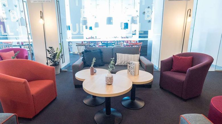 <b>Vienna House Easy by Wyndham Airport Lobby</b>. Images powered by <a href="https://iceportal.shijigroup.com/" title="IcePortal" target="_blank">IcePortal</a>.