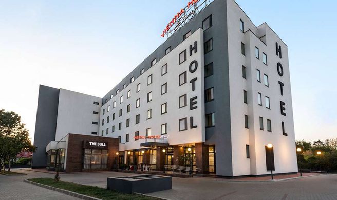 Vienna House Easy by Wyndham Airport Exterior
