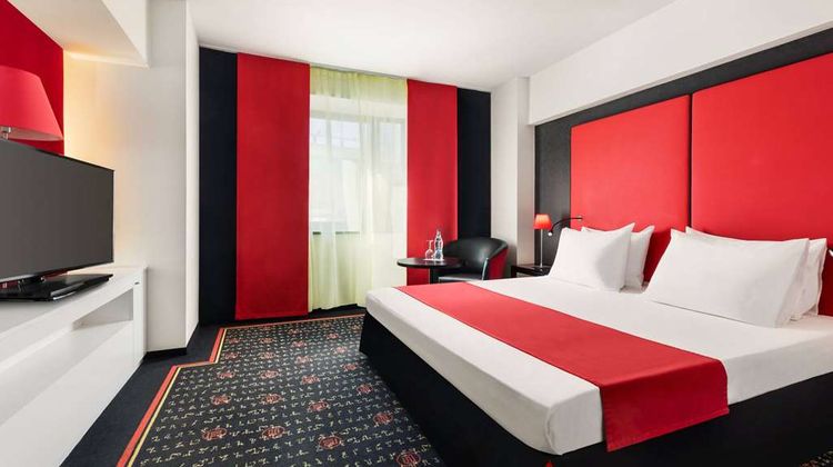 Vienna House Easy by Wyndham Airport Suite