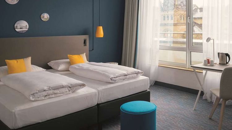 Vienna House Easy by Wyndham Wuppertal Room