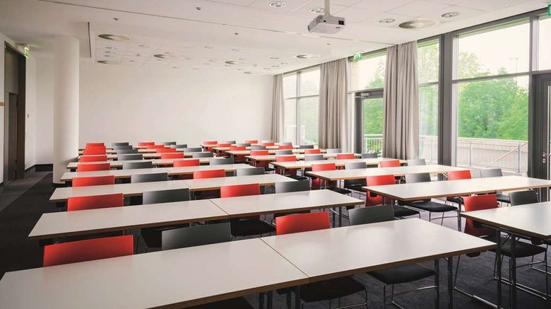 <b>Vienna House Easy by Wyndham Wuppertal Meeting</b>. Images powered by <a href="https://iceportal.shijigroup.com/" title="IcePortal" target="_blank">IcePortal</a>.