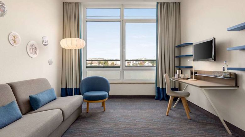 <b>Vienna House Easy by Wyndham Wuppertal Suite</b>. Images powered by <a href="https://iceportal.shijigroup.com/" title="IcePortal" target="_blank">IcePortal</a>.