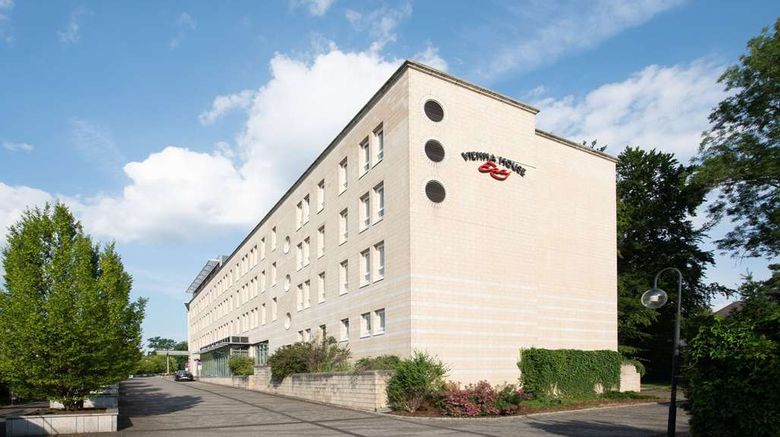 <b>Vienna House Easy by Wyndham Exterior</b>. Images powered by <a href="https://iceportal.shijigroup.com/" title="IcePortal" target="_blank">IcePortal</a>.