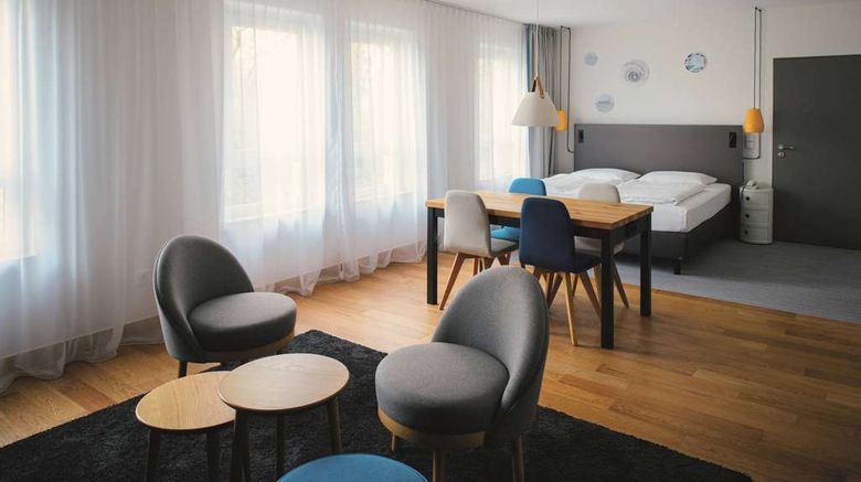 <b>Vienna House Easy by Wyndham Room</b>. Images powered by <a href="https://iceportal.shijigroup.com/" title="IcePortal" target="_blank">IcePortal</a>.