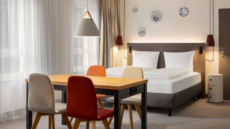 <b>Vienna House Easy by Wyndham Suite</b>. Images powered by <a href="https://iceportal.shijigroup.com/" title="IcePortal" target="_blank">IcePortal</a>.