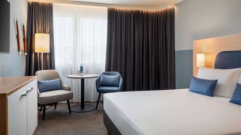 <b>Vienna House Easy by Wyndham FRA Airport Suite</b>. Images powered by <a href="https://iceportal.shijigroup.com/" title="IcePortal" target="_blank">IcePortal</a>.