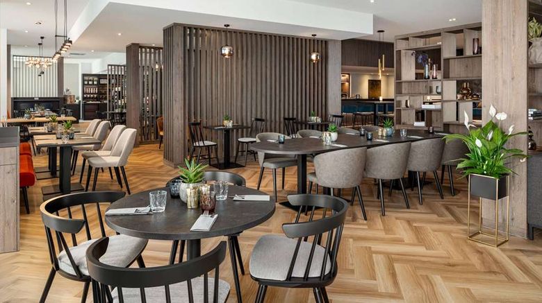 <b>Vienna House Easy by Wyndham FRA Airport Restaurant</b>. Images powered by <a href="https://iceportal.shijigroup.com/" title="IcePortal" target="_blank">IcePortal</a>.