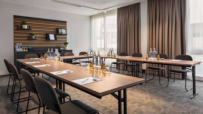 <b>Vienna House Easy by Wyndham FRA Airport Meeting</b>. Images powered by <a href="https://iceportal.shijigroup.com/" title="IcePortal" target="_blank">IcePortal</a>.