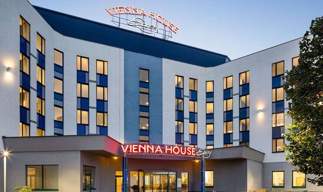 Vienna House Easy by Wyndham Bratislava Exterior