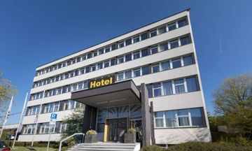AMH Airport Messe Hotel