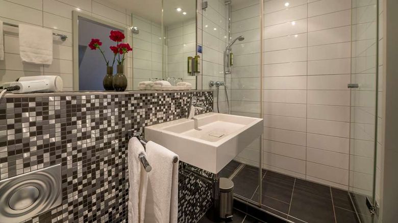 <b>Hotel An der Gruga Room</b>. Images powered by <a href="https://iceportal.shijigroup.com/" title="IcePortal" target="_blank">IcePortal</a>.