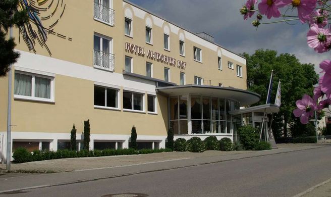AKZENT-Hotel Altdorfer Hof Exterior