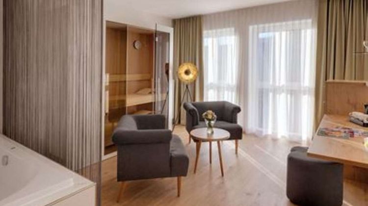 McDreams Hotel Essen-City Room