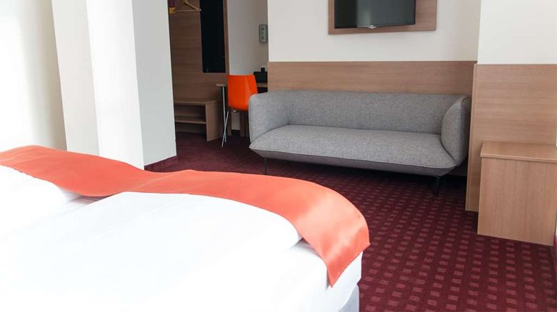 <b>McDreams Hotel Leipzig-City Room</b>. Images powered by <a href="https://iceportal.shijigroup.com/" title="IcePortal" target="_blank">IcePortal</a>.