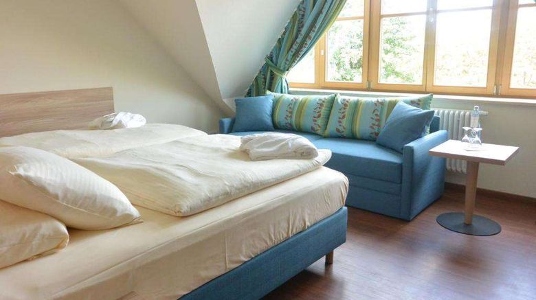 <b>Hotel Kastanienhof Room</b>. Images powered by <a href="https://iceportal.shijigroup.com/" title="IcePortal" target="_blank">IcePortal</a>.