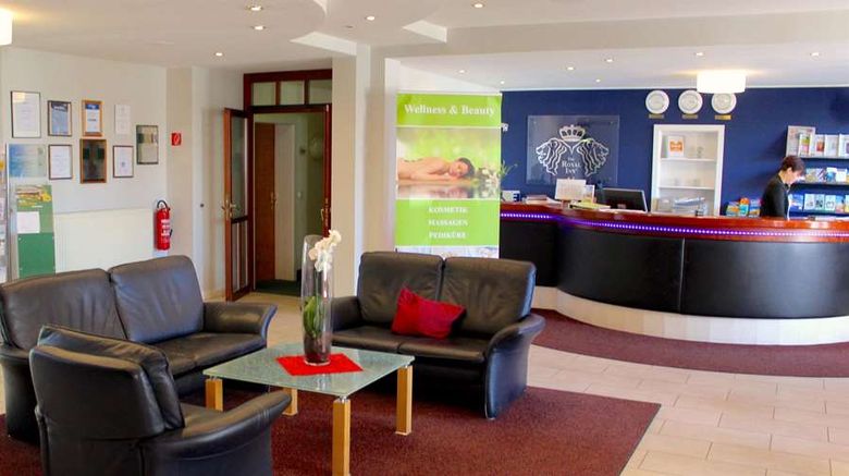 <b>The Royal Inn Park Hotel Fasanerie Lobby</b>. Images powered by <a href="https://iceportal.shijigroup.com/" title="IcePortal" target="_blank">IcePortal</a>.