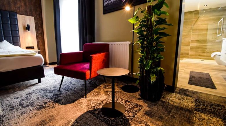 <b>AKZENT-Hotel Roter Lowe Room</b>. Images powered by <a href="https://iceportal.shijigroup.com/" title="IcePortal" target="_blank">IcePortal</a>.