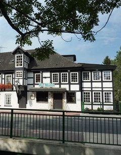 AKZENT-Hotel Zur Wasserburg