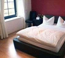 Burg Wegberg Top Hotel Room