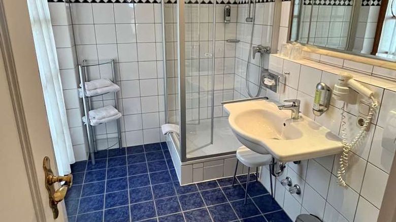 <b>Gasthof & Hotel Kemper Room</b>. Images powered by <a href="https://iceportal.shijigroup.com/" title="IcePortal" target="_blank">IcePortal</a>.