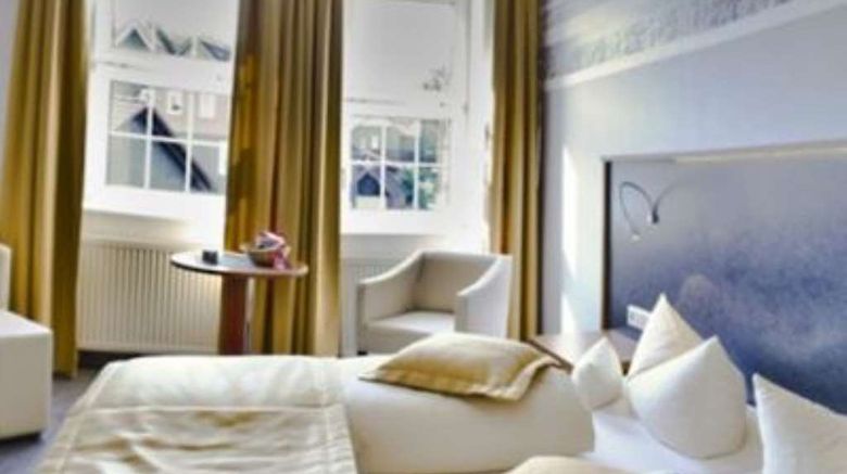 <b>Hotel-Restaurant Goldene Krone Room</b>. Images powered by <a href="https://iceportal.shijigroup.com/" title="IcePortal" target="_blank">IcePortal</a>.