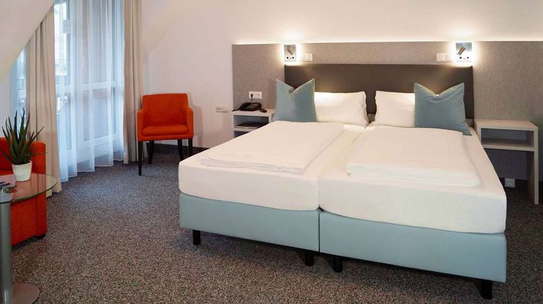 <b>Hotel Zum Lamm Room</b>. Images powered by <a href="https://iceportal.shijigroup.com/" title="IcePortal" target="_blank">IcePortal</a>.