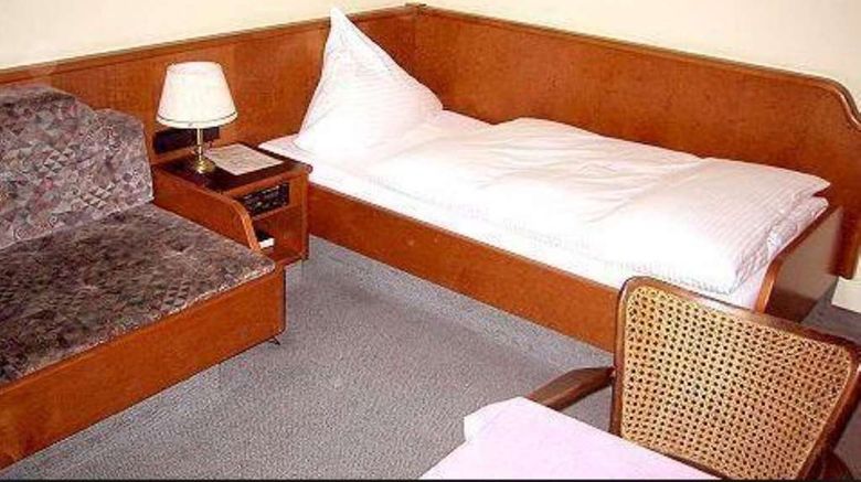 <b>Hotel Goldinger Room</b>. Images powered by <a href="https://iceportal.shijigroup.com/" title="IcePortal" target="_blank">IcePortal</a>.