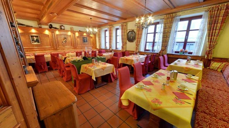 <b>Hotel Augsburger Hof Restaurant</b>. Images powered by <a href="https://iceportal.shijigroup.com/" title="IcePortal" target="_blank">IcePortal</a>.