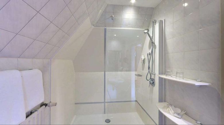 <b>Hotel Augsburger Hof Room</b>. Images powered by <a href="https://iceportal.shijigroup.com/" title="IcePortal" target="_blank">IcePortal</a>.