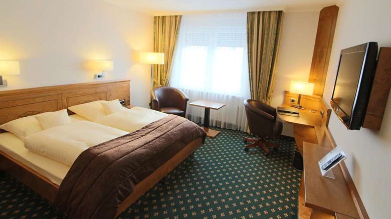 <b>Eden Hotel Room</b>. Images powered by <a href="https://iceportal.shijigroup.com/" title="IcePortal" target="_blank">IcePortal</a>.