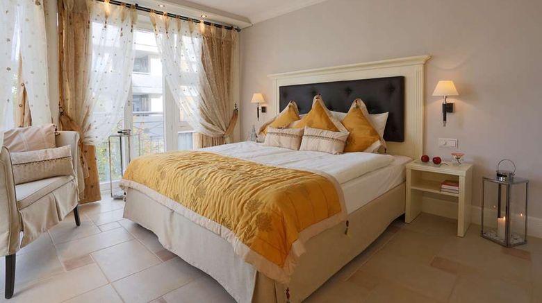 <b>Hospederia La Casa Room</b>. Images powered by <a href="https://iceportal.shijigroup.com/" title="IcePortal" target="_blank">IcePortal</a>.