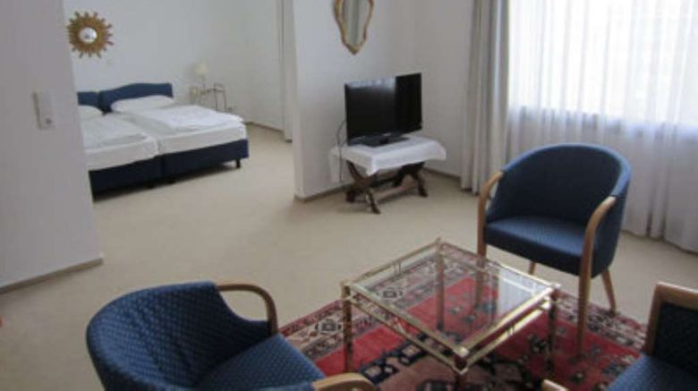 <b>Hotel Gildenhof Suite</b>. Images powered by <a href="https://iceportal.shijigroup.com/" title="IcePortal" target="_blank">IcePortal</a>.