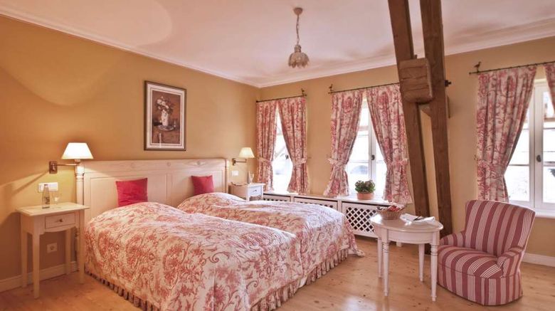 <b>Hotel Linslerhof Room</b>. Images powered by <a href="https://iceportal.shijigroup.com/" title="IcePortal" target="_blank">IcePortal</a>.