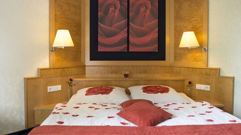 <b>Flair Hotel Zum Rehberg Room</b>. Images powered by <a href="https://iceportal.shijigroup.com/" title="IcePortal" target="_blank">IcePortal</a>.