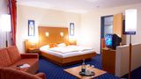 <b>Hotel Hubertus Room</b>. Images powered by <a href="https://iceportal.shijigroup.com/" title="IcePortal" target="_blank">IcePortal</a>.