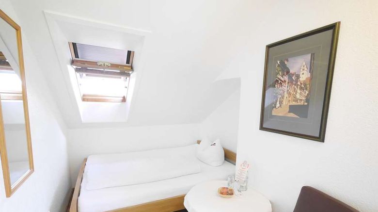 <b>Storchen Gasthof Room</b>. Images powered by <a href="https://iceportal.shijigroup.com/" title="IcePortal" target="_blank">IcePortal</a>.