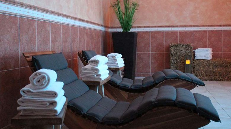 <b>Hotel Alexandersbad Spa</b>. Images powered by <a href="https://iceportal.shijigroup.com/" title="IcePortal" target="_blank">IcePortal</a>.