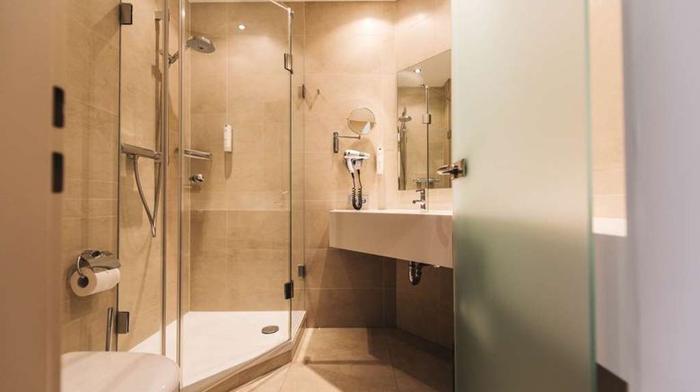 <b>Ringhotel Kocks am Muehlenberg Room</b>. Images powered by <a href="https://iceportal.shijigroup.com/" title="IcePortal" target="_blank">IcePortal</a>.