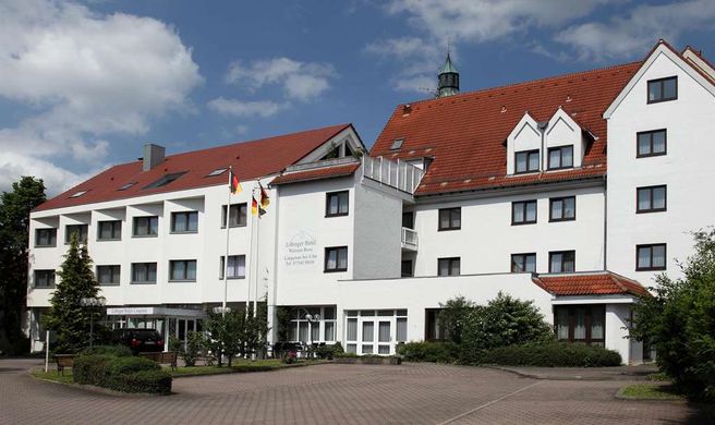 Lobinger-Hotel Weisses Ross Exterior