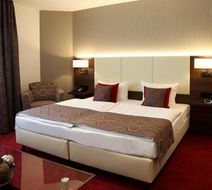 Lobinger-Hotel Weisses Ross Room