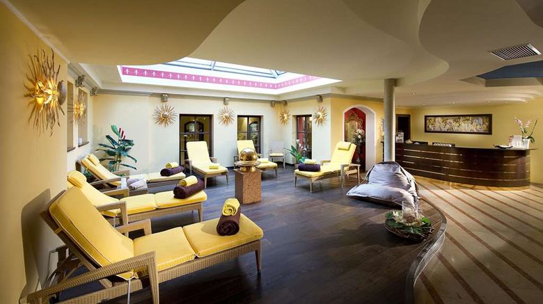 <b>Schmelmer Hof Hotel Spa</b>. Images powered by <a href="https://iceportal.shijigroup.com/" title="IcePortal" target="_blank">IcePortal</a>.