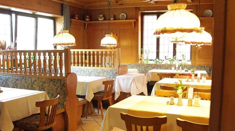 <b>Hotel Restaurant Bauer Restaurant</b>. Images powered by <a href="https://iceportal.shijigroup.com/" title="IcePortal" target="_blank">IcePortal</a>.