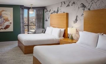 Whitney Peak Hotel, Tapestry Coll Hilton